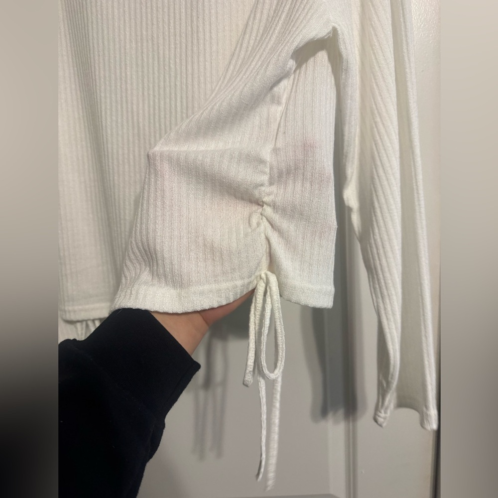 White Ribbed Top with Drawstring Sides - Picture 2 of 3